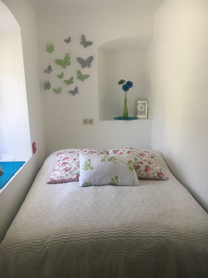 Ferienwohnung Renate อาร์โนลด์ชไตน์ ภายนอก รูปภาพ